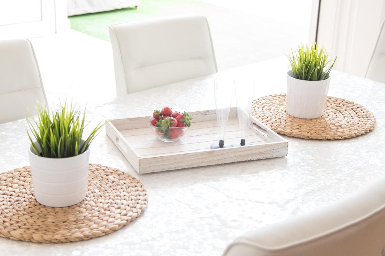 Chic Apartment In Playa Paraiso アデヘ エクステリア 写真